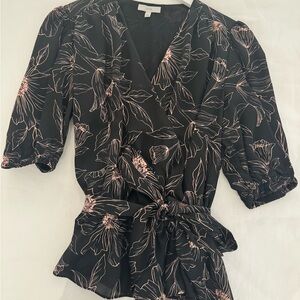 Joie blouse in size S in pretty pattern